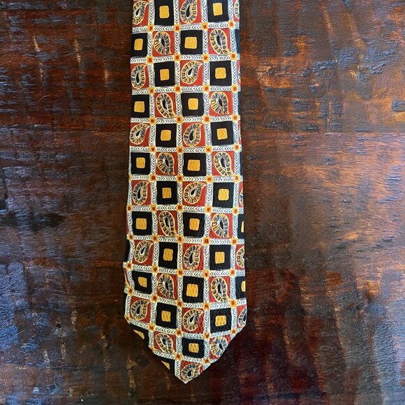 Canali Gold Medallion Geometric DesignerTie Handmade In Italy